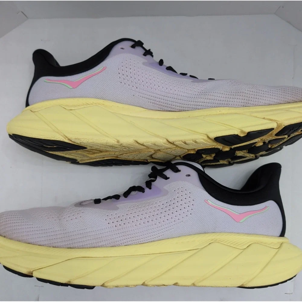 Hoka One One Arahi 7 Sneakers Shoes Starlight Glow/Yuzu Sz 10B Neon Pale Purple